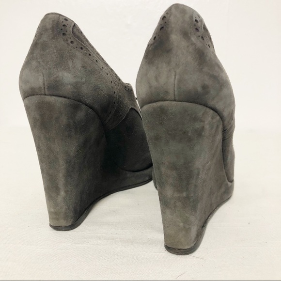 Stuart Weitzman 8.5 M suede Oxford wedge - Picture 3 of 10